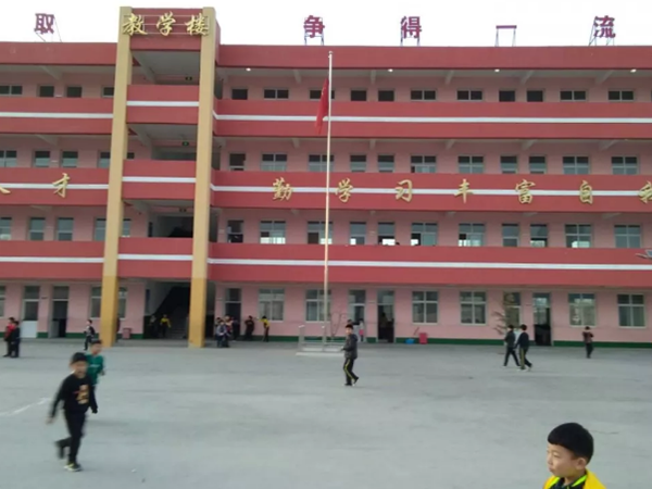 河北省邢臺(tái)市巨鹿縣1300㎡空氣源熱泵供暖項(xiàng)目獲好評(píng)！_浙江陽帆空氣能集團(tuán)