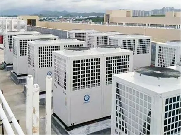 工廠供水設備，選擇高效環(huán)?？諝饽軣岜胈暖氣片安裝報價表