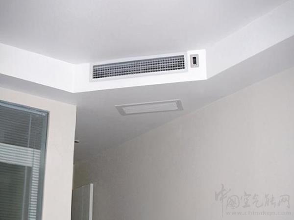 空氣能地暖中央空調(diào)VS普通中央空調(diào)，哪個更適合家庭用_芬尼空氣能廠家銷售電話